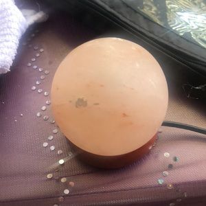 Rock salt lamp